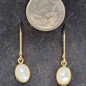 14k Oval Cabochon Mother of Pearl Lever Back Earrings marked Mexico